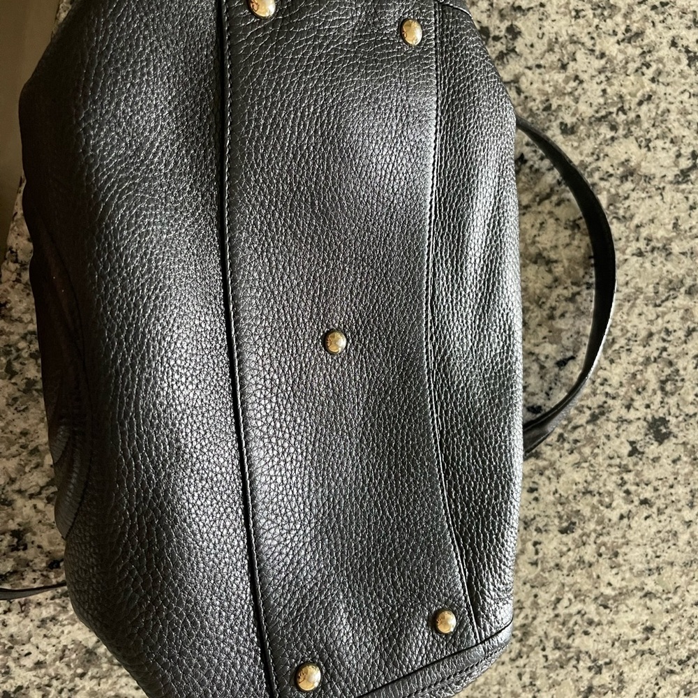 Black Gucci tote bag with gold hardware - Picture 15 of 15